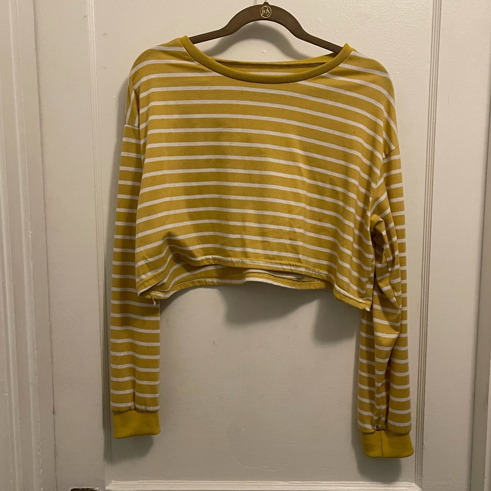 100% cotton long sleeve crop top